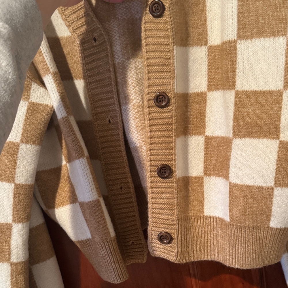 Vici Tan and White Checkered Cardigan - Picture 2 of 5